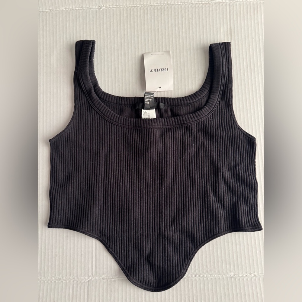 Forever 21 Black Ribbed Pointed Hem Crop Tank